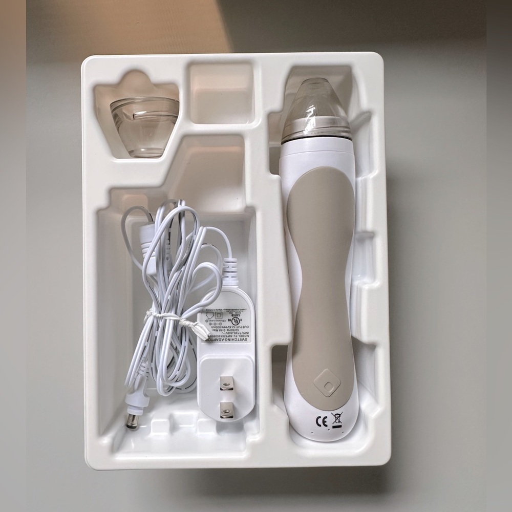 PMD Personal Microderm PRO Barely Used Works Perfectly White Gray